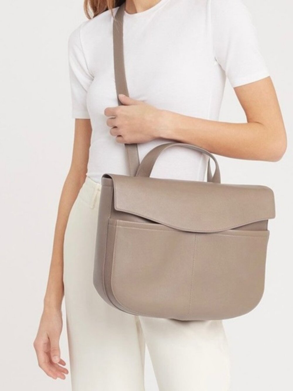 Cuyana Leather Convertible Satchel Backpack Tote Bag in Taupe/Stone